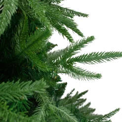 Northlight Unlit-7.5' Medium Silverthorne Fir Artificial Christmas Tree - Unlit