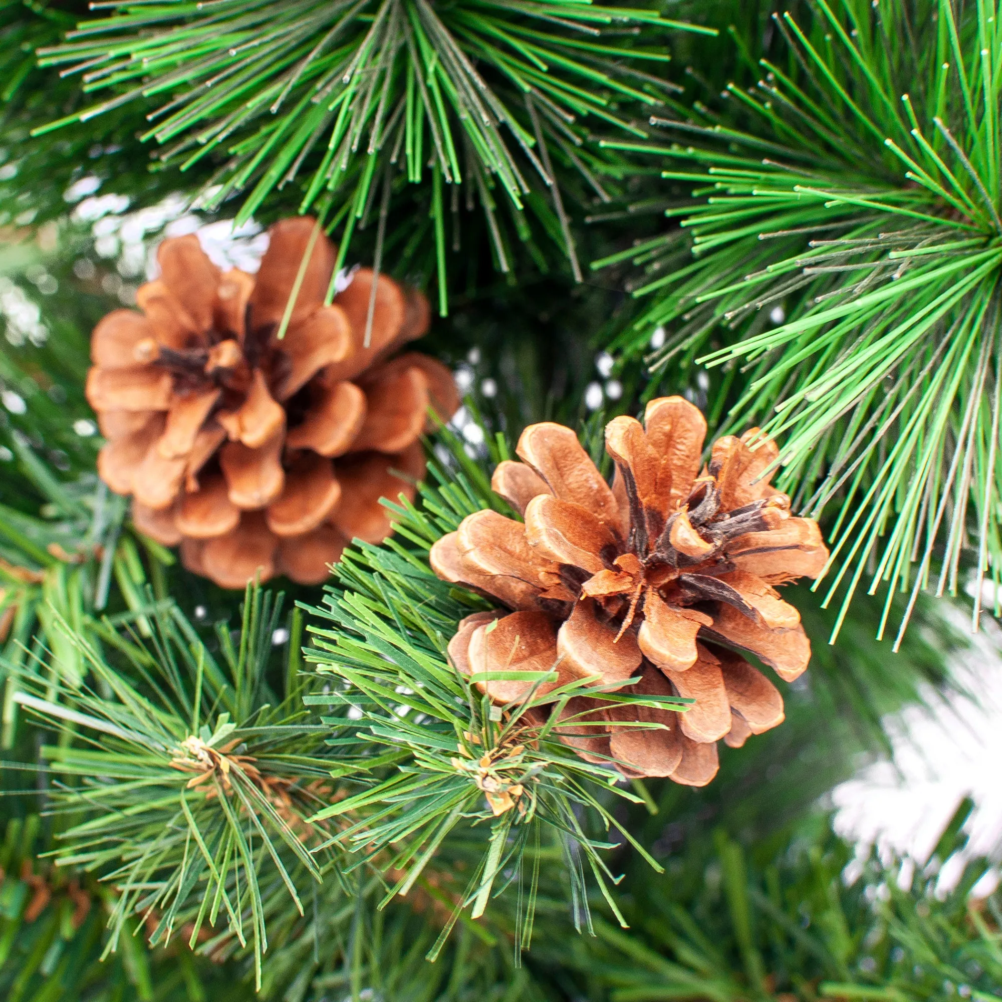 Northlight Unlit-39" Mixed Pine And Pine Cones Artificial Christmas Tree In Jute Base