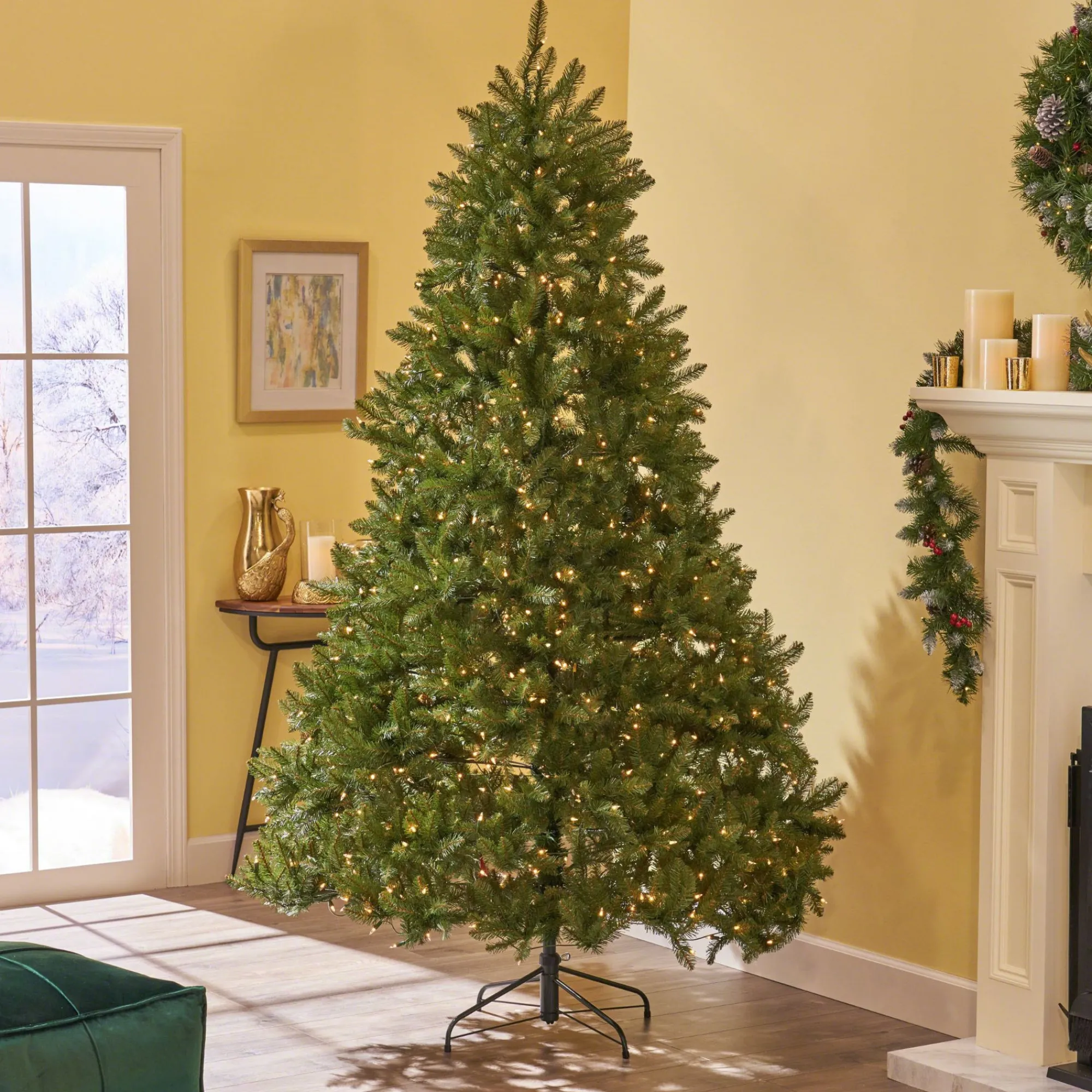 Contemporary Home Living Pre-Lit-9' Pre-Lit Medium Dunhill Fir Artificial Christmas Tree - Clear Lights