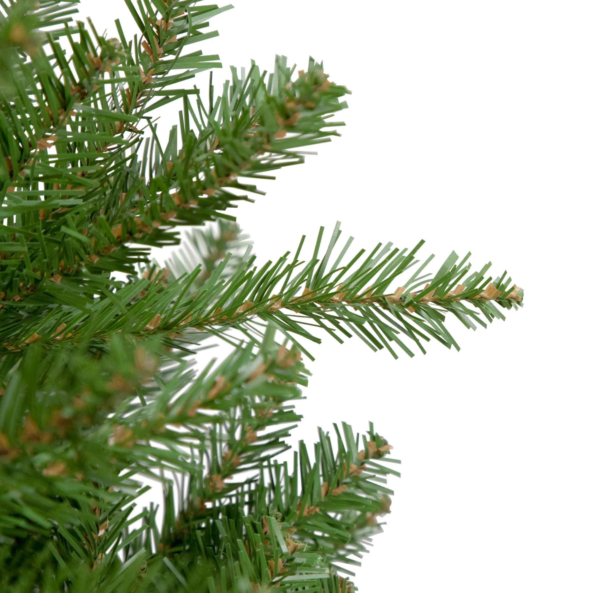 Northlight Unlit-6.5' Rockwood Pine Artificial Christmas Tree, Unlit