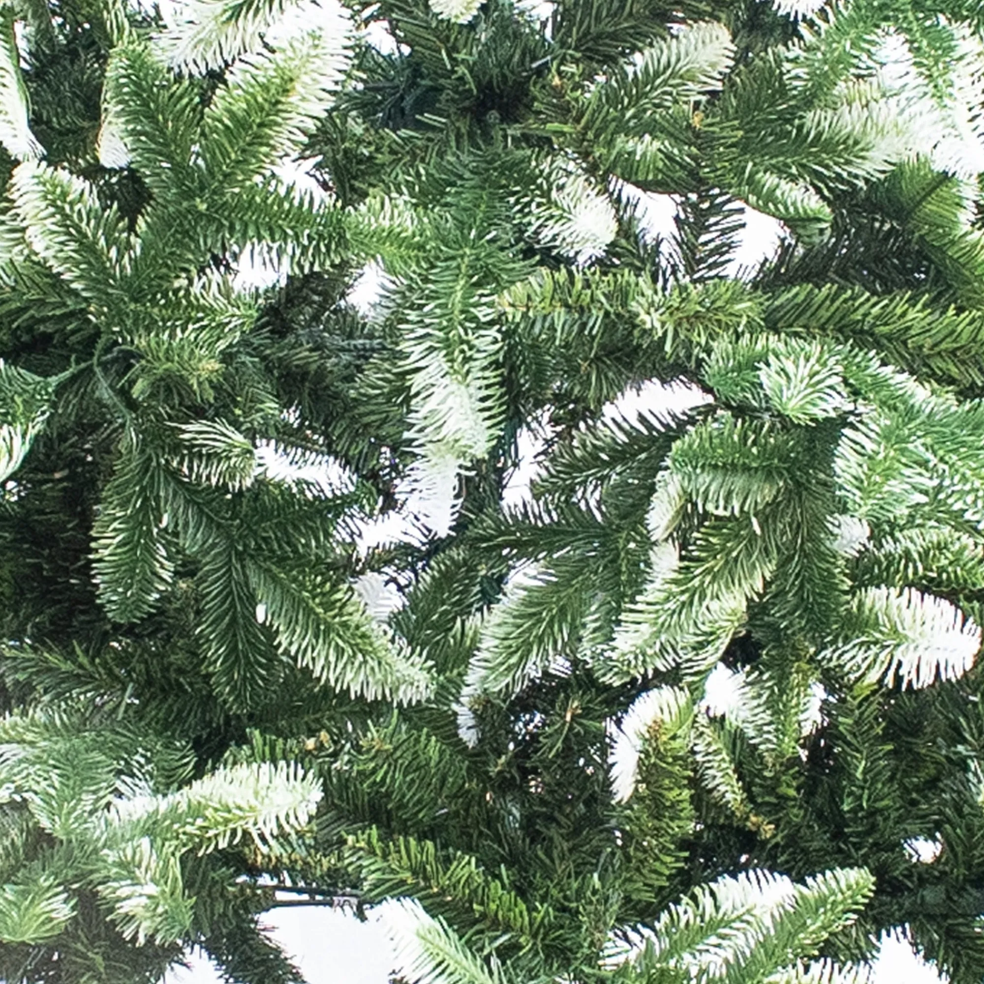 aleko Snowing- Artificial Christmas Tree With Snow Dusted Tips 6 Foot