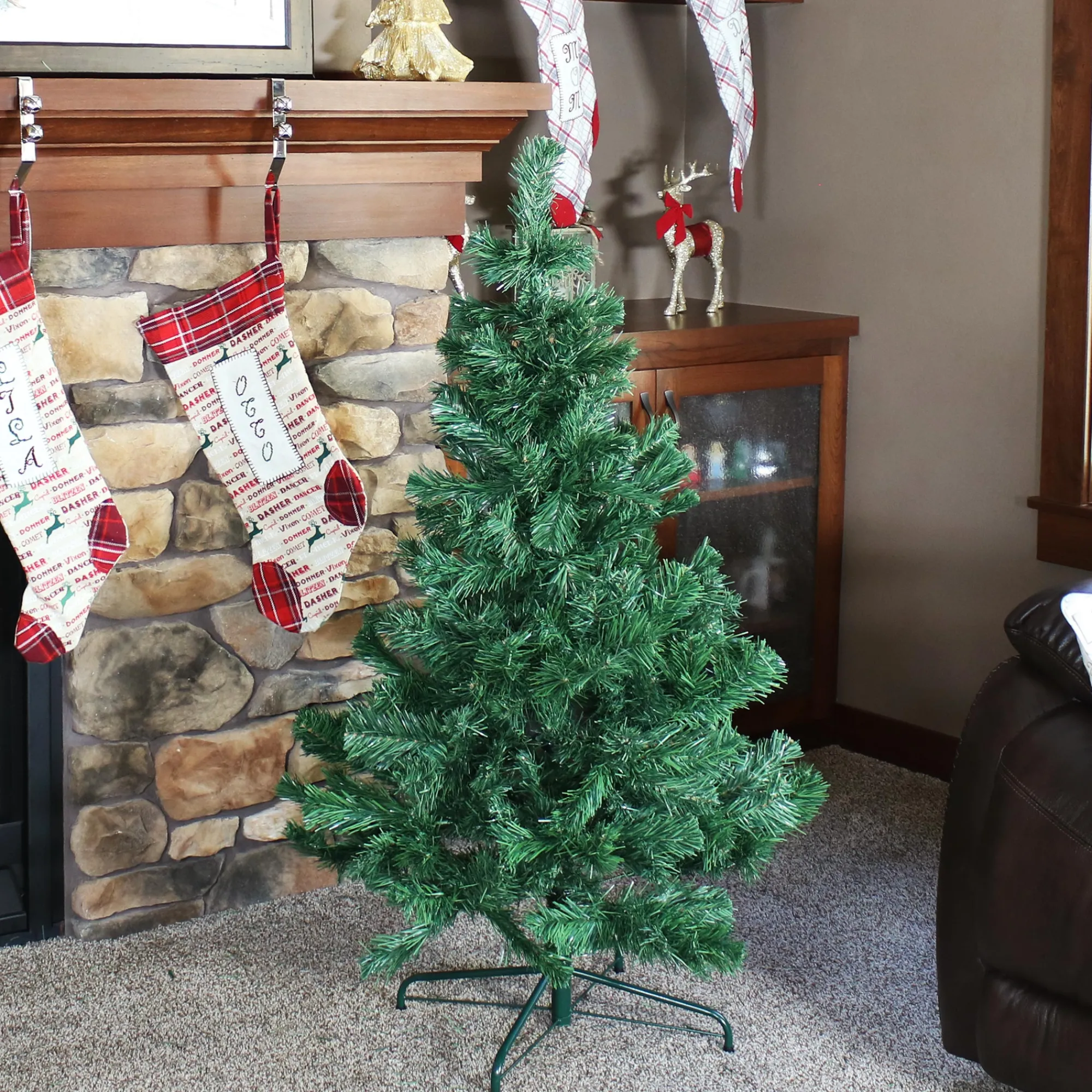 Sunnydaze Decor Unlit-Sunnydaze Indoor Artificial Unlit Canadian Pine Full Christmas Tree With Metal Stand And Hinged Branches - 4' - Green