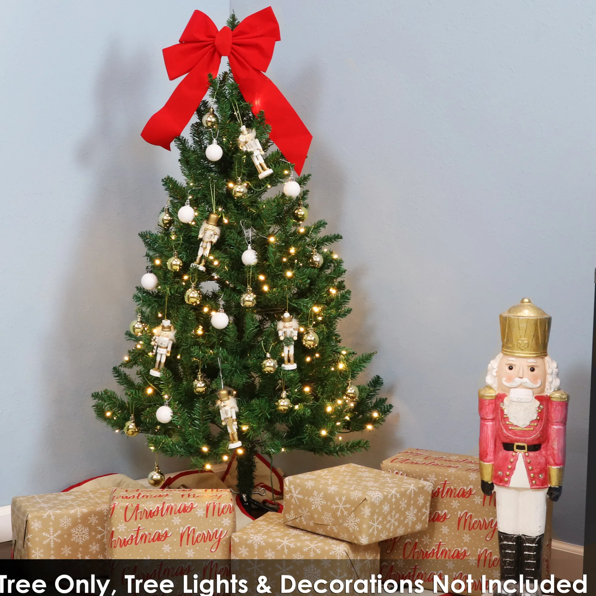 Sunnydaze Decor Unlit-Sunnydaze Indoor Unlit Faux Tannenbaum Slim Evergreen Christmas Tree With Hinged Branches - 4' - Green